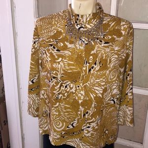 Mid length sleeve blouse
